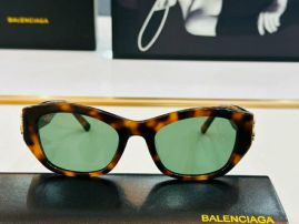 Picture of Balenciga Sunglasses _SKUfw56969096fw